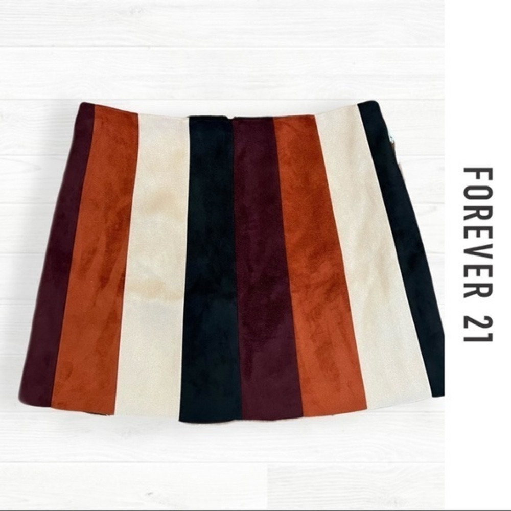 NWT Suede Mini Skirt | Size Medium